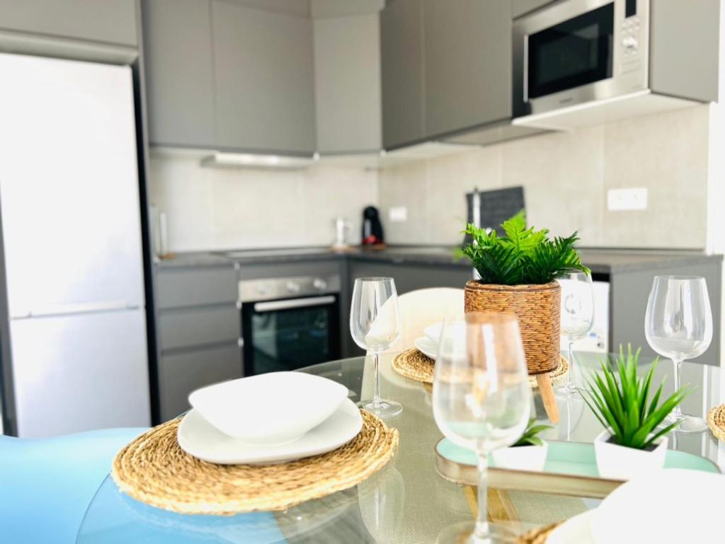 Linares - Playa De Los Cristianos 2 Bed Eksteriør bilde